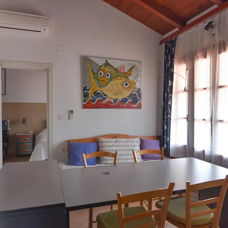 Vosilla アパート オパティヤ