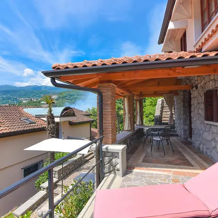 Vosilla * Опатія